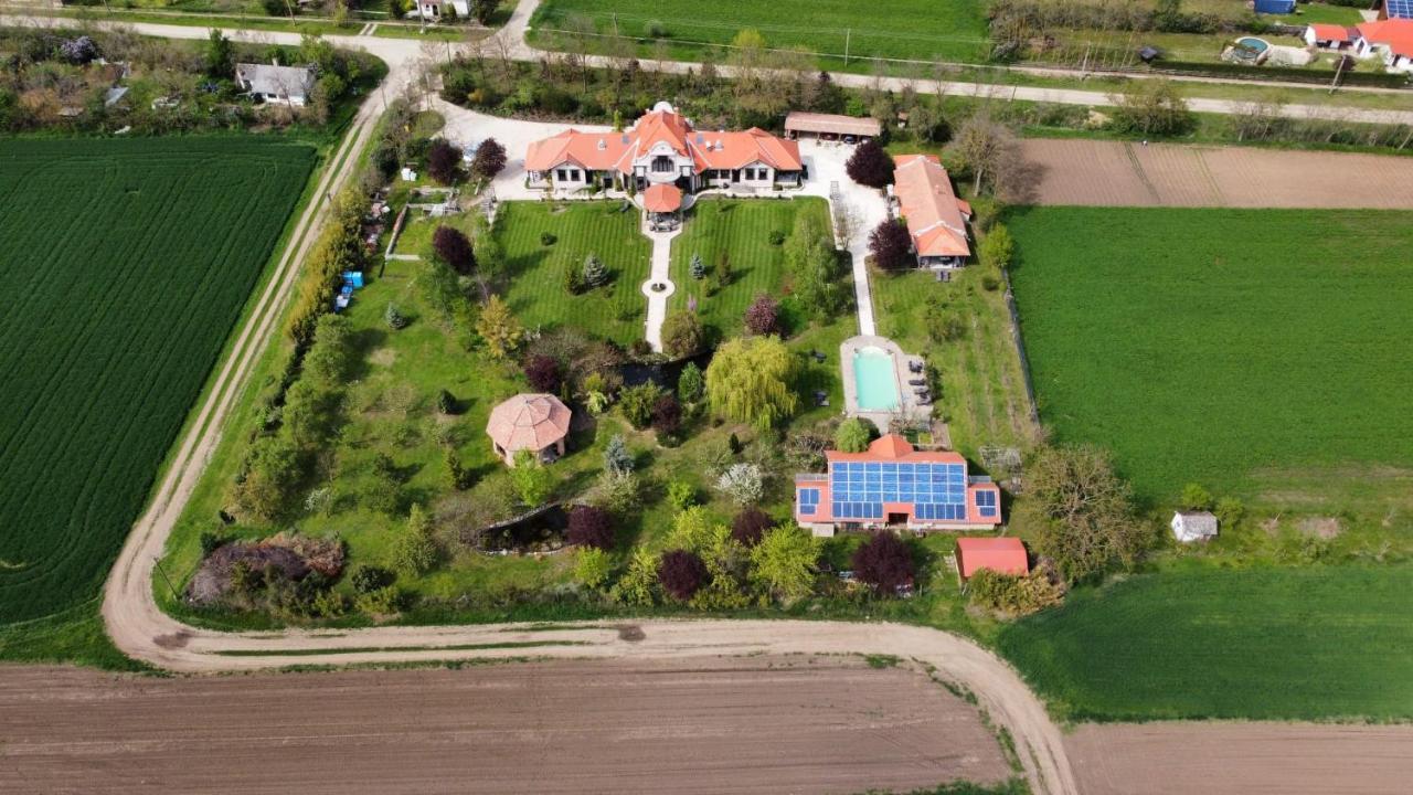 Apartment Patrimonium Wellness Tiszaszentimre